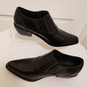 EC Dingo Black Leather Booties Size 7.5, Western, Cow Girl, Pointed Toe